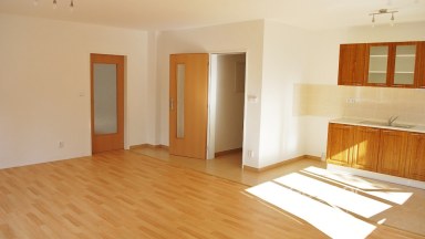 Pronájem bytu 4+kk, 110 m2, ulice Na Lávce, Praha 10 – Záběhlice.