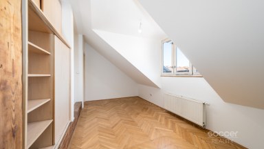 Pronájem bytu 2+kk/pokoj v patře, 69 m2, Praha 8 - Libeň, ul. Na Žertvách.