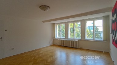 Pronájem kanceláře 2+1, 50m2, Praha 6 - Bubeneč, ul. Na Zátorce.