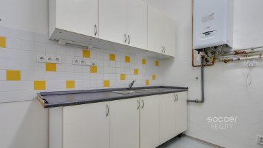 Pronájem nebytových prostor o výměře 204 m2 v ulici Lihovarská, Praha 9 - Libeň.