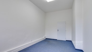 Pronájem nebytových prostor o výměře 204 m2 v ulici Lihovarská, Praha 9 - Libeň.
