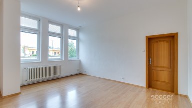 Pronájem bytu 4+1, 126 m2, ul. Pod Školkou, v Jílovém u Prahy.
