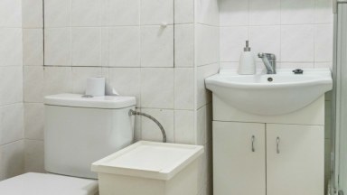 Pronájem krásného bytu 1+kk/L/S, 32 m2, Praha 4 - Krč, Milevská