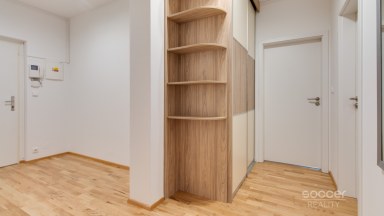 Pronájem bytu 3+kk/T/G/S, předzahrádka, 76 m2, ul. Paťanka, Praha 6 - Podbaba