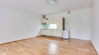 Pronájem bytu 3+kk/T/G/S, předzahrádka, 76 m2, ul. Paťanka, Praha 6 - Podbaba