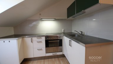 Byt 2+kk/terasa/garážové stání, 52 + 12 m2 na Praze 9 – Horní Počernice, ul. V Javorech na pronájem.