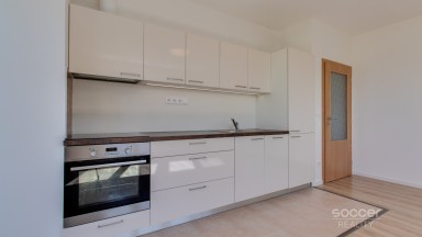 Pronájem bytu 2+kk/B, 50 m2, ul. Farkašova, Praha 9 – Kyje.