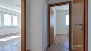 Pronájem bytu 2+kk/B, 50 m2, ul. Farkašova, Praha 9 – Kyje.
