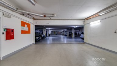 Pronájem garážového stání, 15 m2, ul. Paříkova, Praha 9 - Vysočany.