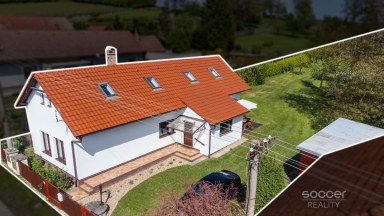 Kouzelný venkovský dům s příjemnou zahradou v atraktivní lokalitě.