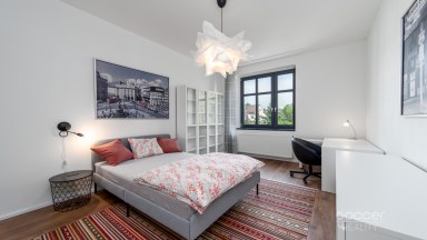 Nadstandardní velmi krásný byt ve vile se zahradou.