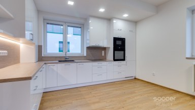 Pronájem krásného bytu 2+kk/zahrada, 60 m², ul. Dělnická, Nové Jirny