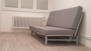 Pronájem bytu 2 + kk, 40 m2, v Praze 5 -  Košíře, ulice Karenova.