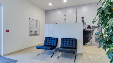 Pronájem bytu 2+kk, 48,4 m2 s balkonem 3,4 m2 a sklepem, Praha 7 – Holešovice, ul. Sanderova.