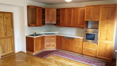 Pronájem bytu 2+kk/B v Praze 5 - Košíře, ulice Nad Zámečkem.