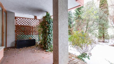 Pronájem bytu 2+kk/T/Z, 58 m², Praha 8 – Troja, ulice Vřesová.