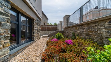 Velmi krásný nadstandardní byt ve vile se zahradou.