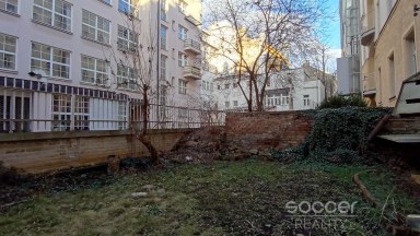 Pronájem bytu 2+kk/T, 60 m2, ul. Jirečkova, Praha 7 - Holešovice.