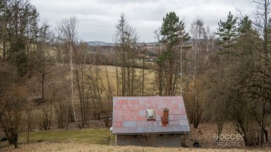 Pronájem rekreační chaty, Suhrovice, 16 km od Mladé Boleslavi.