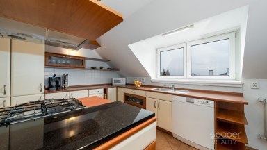 Jedinečný mezonet v rodinném domě v žádané čtvrti Mladé Boleslavi.