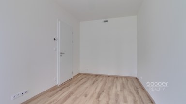 Pronájem bytu 2+kk s terasou a předzahrádkou v rezidenci Tesla Hloubětín. 