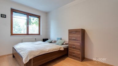 Pronájem bytu 2+kk/B/G, 50 m2, ul. Vladycká, Praha 10 - Hostivař.