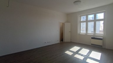 Prodej bytu 1+kk, 36 m2, Praha 9 - Vysočany, Čerpadlová