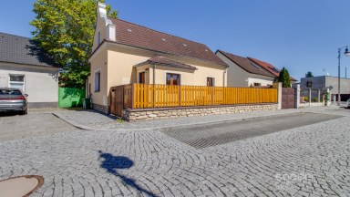 Pronájem domku 2+kk, Brandýs nad Labem – Stará Boleslav, ul. Na Dolíku.