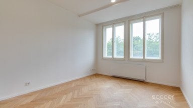 Pronájem bytu 1+kk/Sklep/Wellness, 36 m², Praha 3 – Vinohrady, ul. Vinohradská.