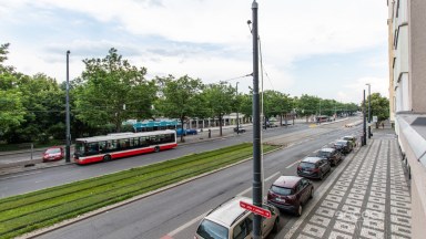 Pronájem bytu 1+kk/Sklep/Wellness, 36 m², Praha 3 – Vinohrady, ul. Vinohradská.