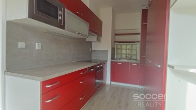 Pronájem bytu 3+1/L/S, 72 m2, Praha 4 - Háje, ul. Brechtova.