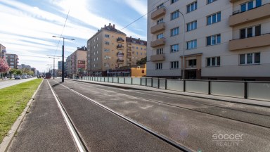 Pronájem bytu 2+1/B, 77 m2, ul. Vršovická, Praha 10 – Vršovice.