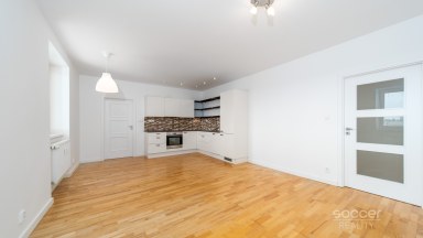 Prodej bytu 3+kk/sklep, 74+2,5 m2 v ulici Loudova, Praha 3 – Žižkov.