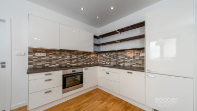 Prodej bytu 3+kk/sklep, 74+2,5 m2 v ulici Loudova, Praha 3 – Žižkov.