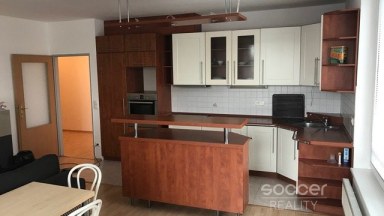 Pronájem bytu 2+kk a lodžie, 63 m2, ulice Kostomlatská, Praha 9 – Letňany.
