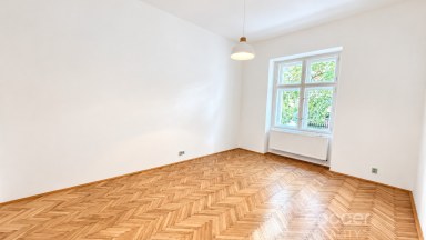 Pronájem bytu 2+kk, 54m2 v Praze 3, ul. Nitranská.