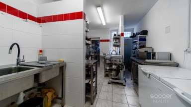 Pronájem kavárny, Praha 8 - Kobylisy, ul. Čimická