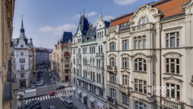 Pronájem bytu 1+1 s balkonem v centru Prahy. 