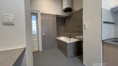 Pronájem bytu 2+1 s balkonem v centru Prahy. 
