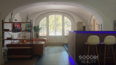 Pronájem komerčních  prostor 3+1, 56 m2, Praha 6 - Bubeneč, ul. Na Zátorce